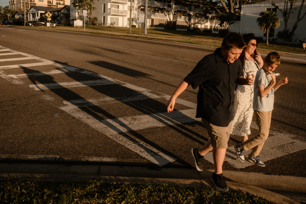 Family outing captured naturally in a documentary photography session.